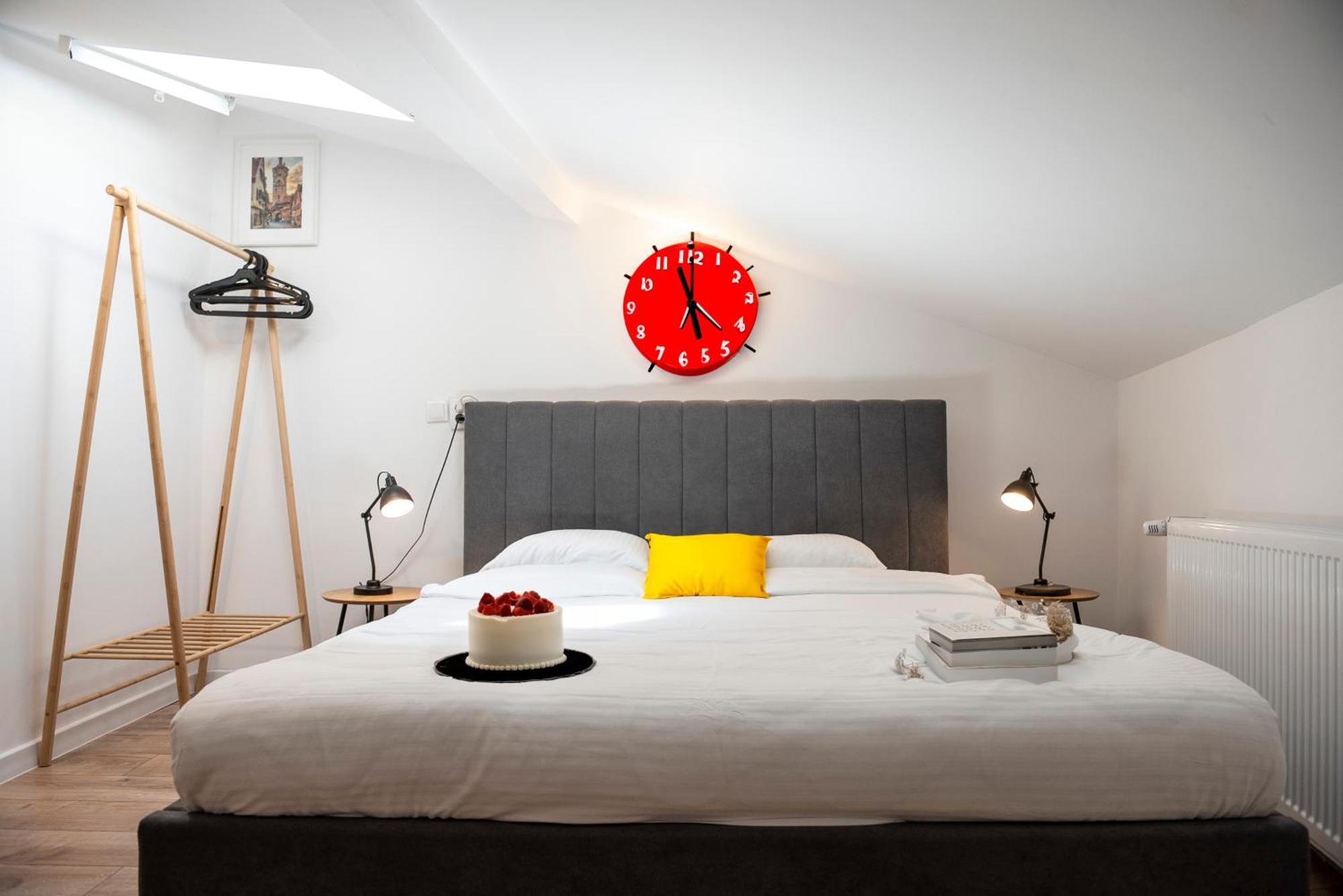 Lazynest Residence Бухарест Номер фото