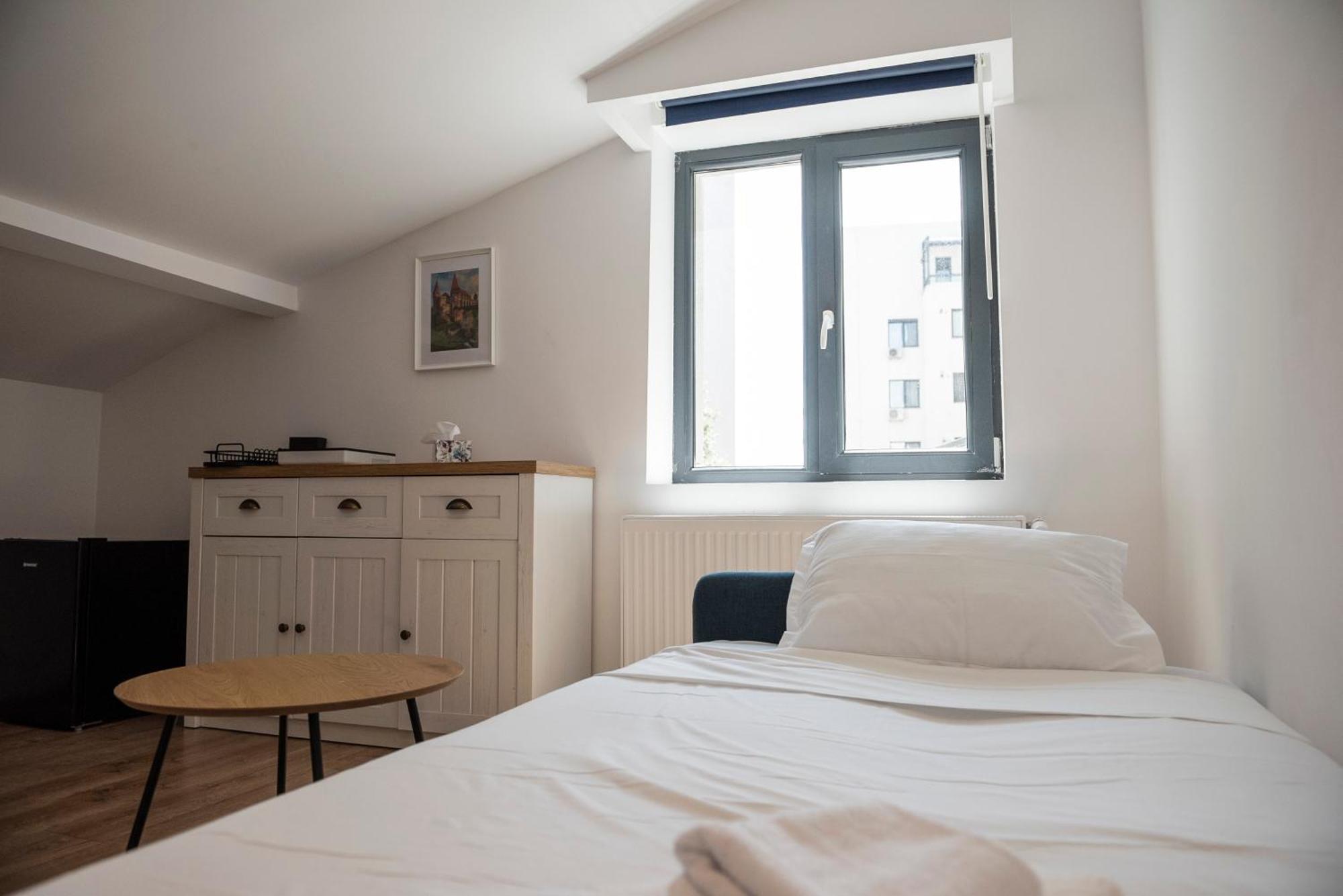 Lazynest Residence Бухарест Номер фото
