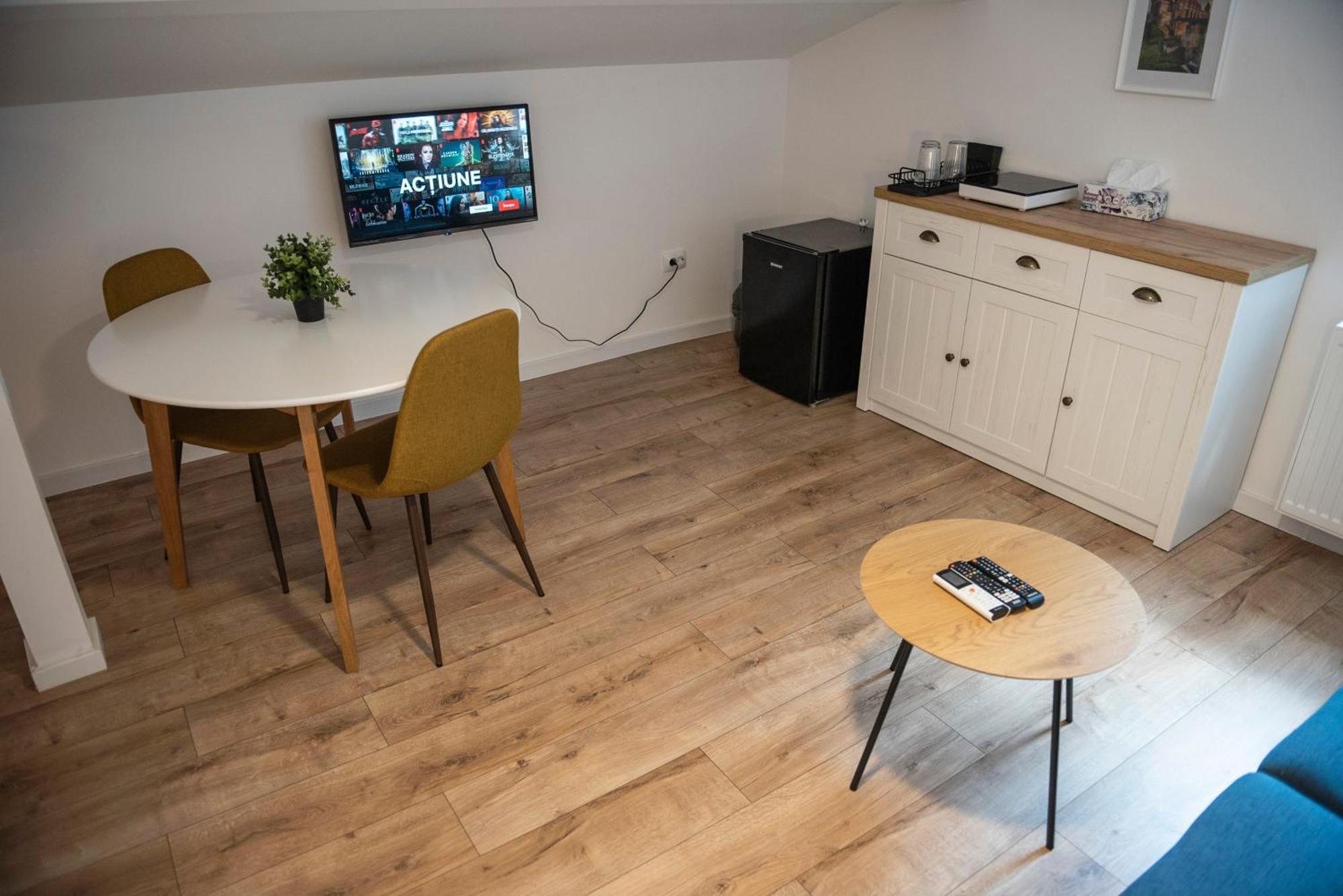 Lazynest Residence Бухарест Экстерьер фото